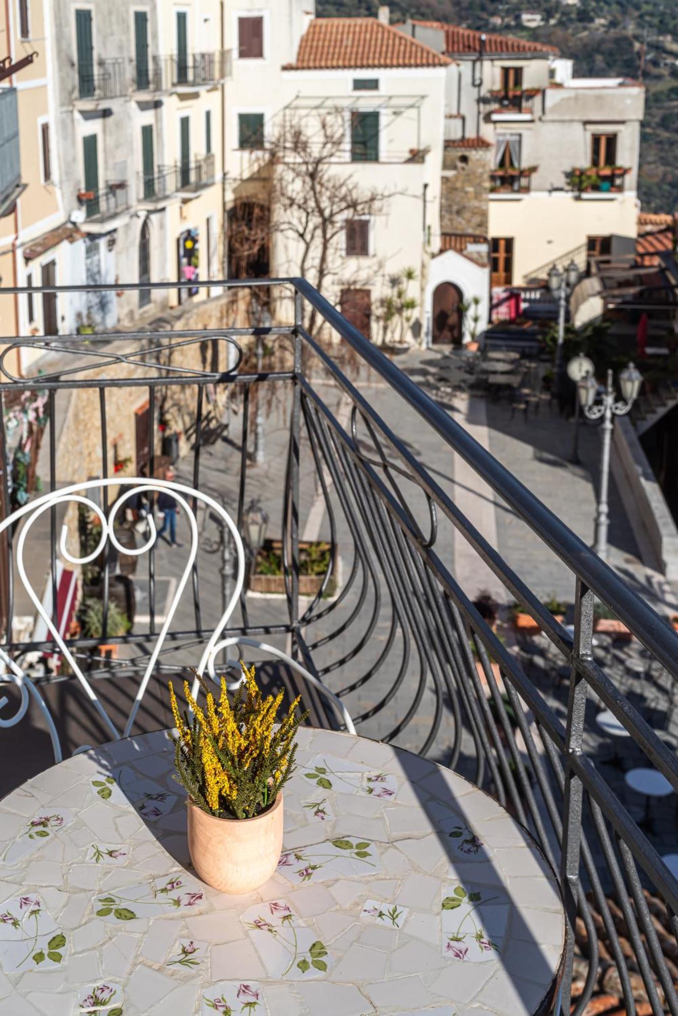 De Gulia Charme And Relax Bed & Breakfast Castellabate Phòng bức ảnh